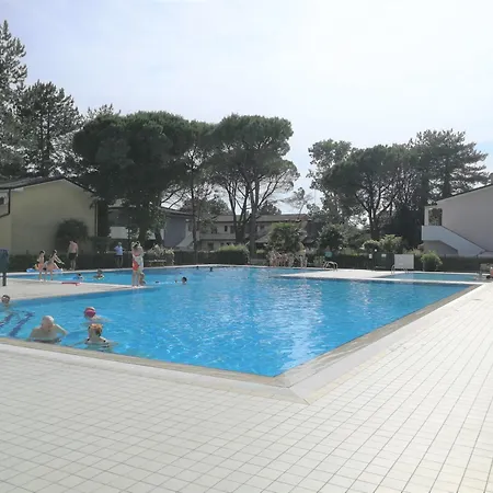 Azzurro Via Livenza 1 Daire